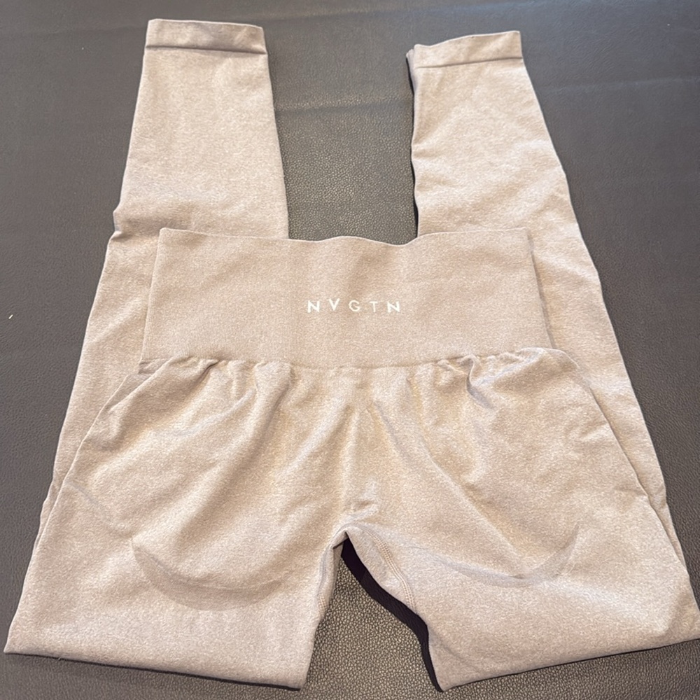 Nvgtn contour leggings beige medium - Picture 3 of 6